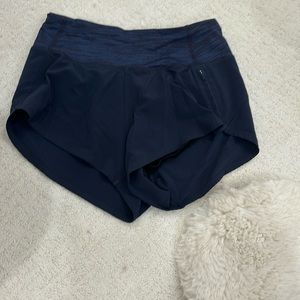 Outdoor Voices navy shorts short length XS 2.5
